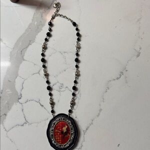 Disney Couture class & Sass Karyn Cantor pendant necklace red queen Alice